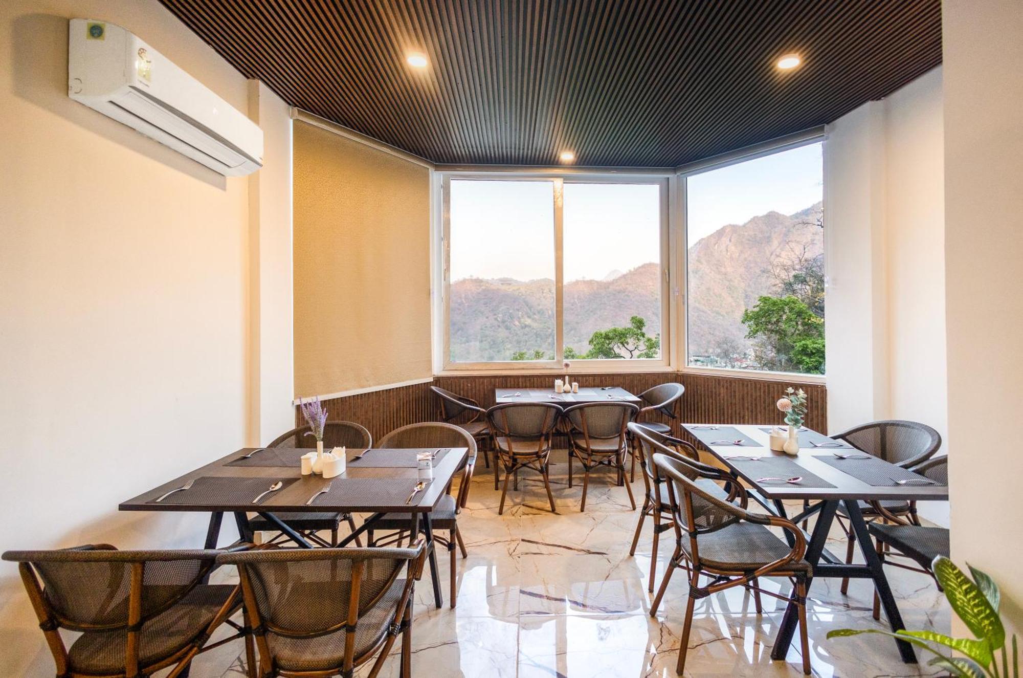 Stone Wood Hotel, Rishīkesh المظهر الخارجي الصورة