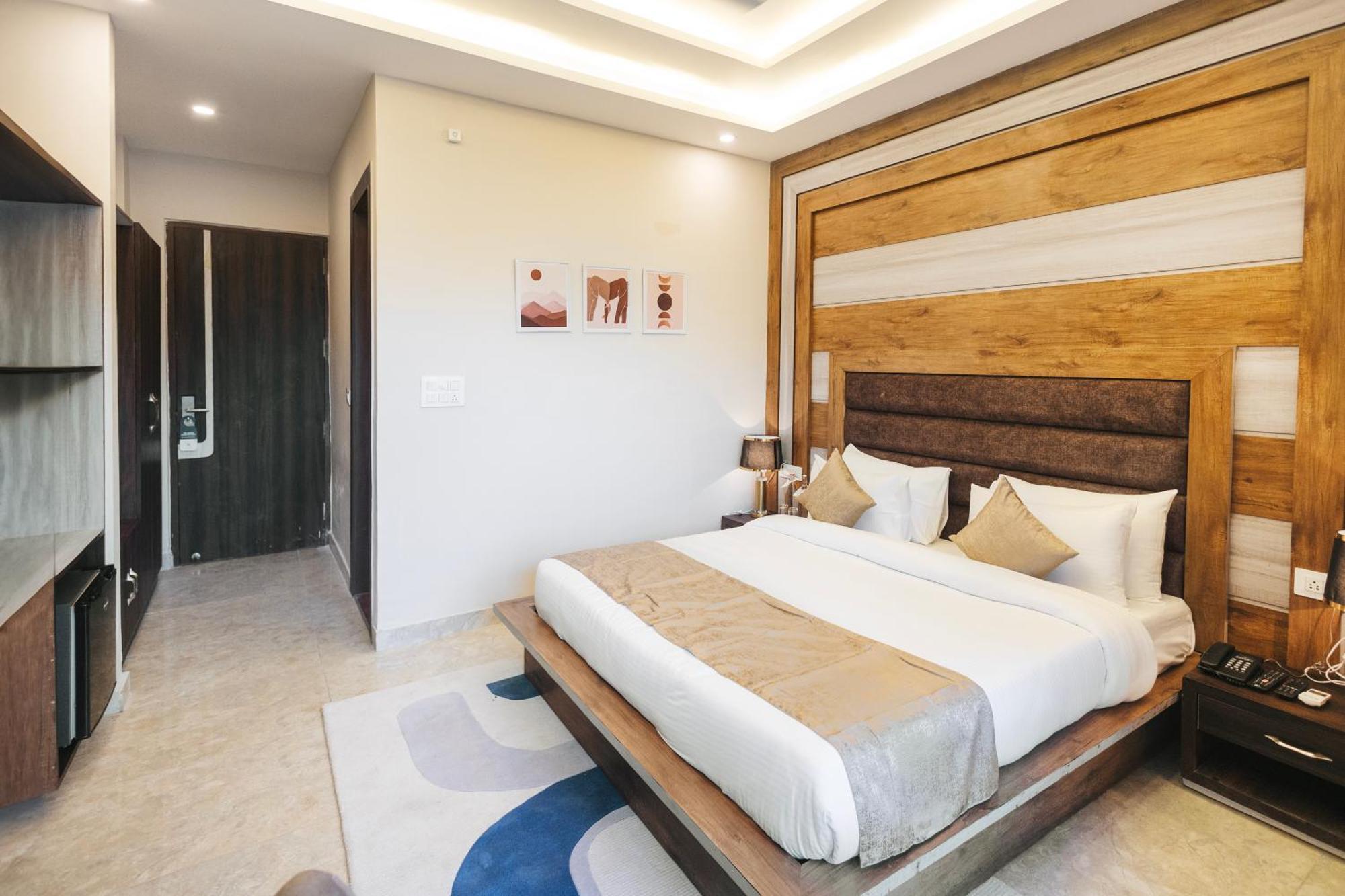 Stone Wood Hotel, Rishīkesh المظهر الخارجي الصورة