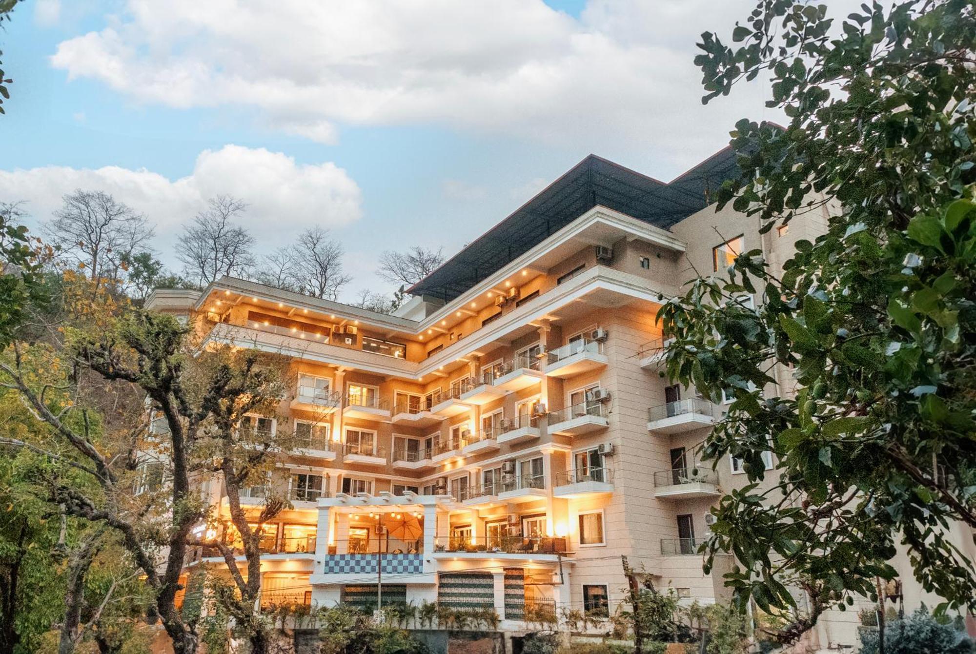Stone Wood Hotel, Rishīkesh المظهر الخارجي الصورة